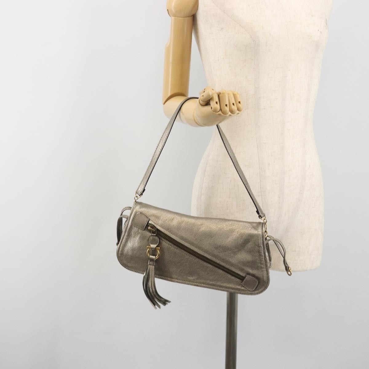 Salvatore Ferragamo Gancini Leather Silver Leather Shoulder Bag Bag (Pre-Owned)