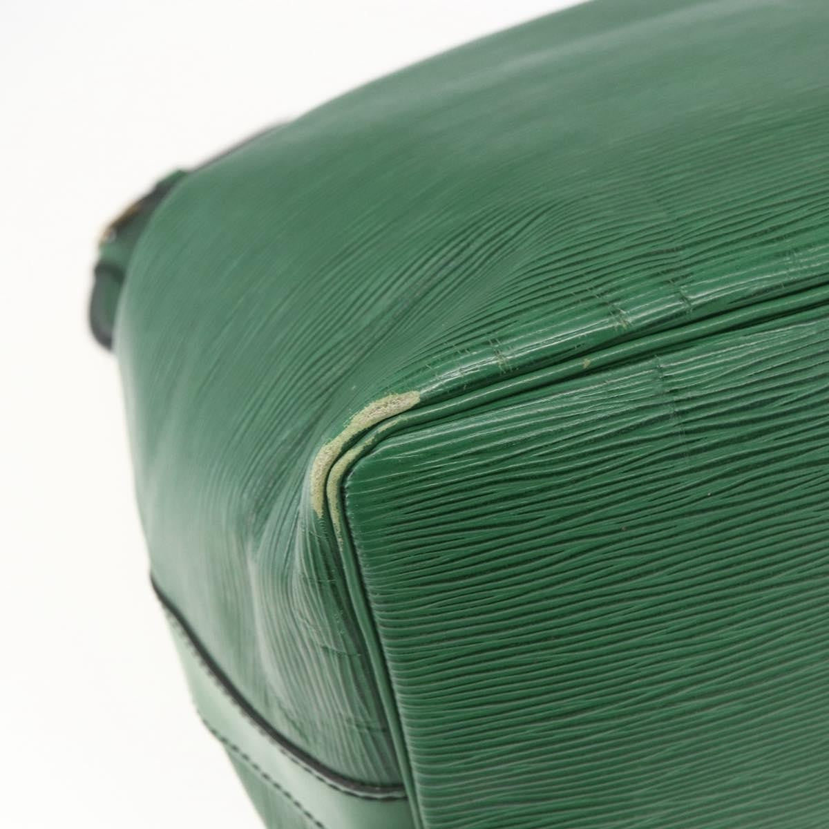 Louis Vuitton Petit Noe Epi Leather Green Leather Shoulder Bag Bag (Pre-Owned)