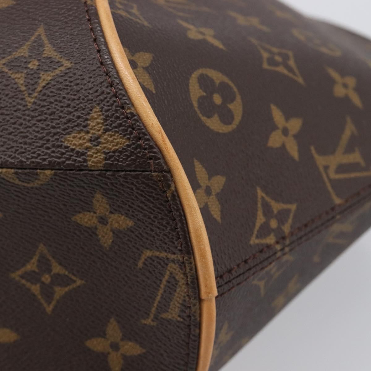 Louis Vuitton Ellipse Monogram Canvas Brown Canvas Handbag (Pre-Owned)