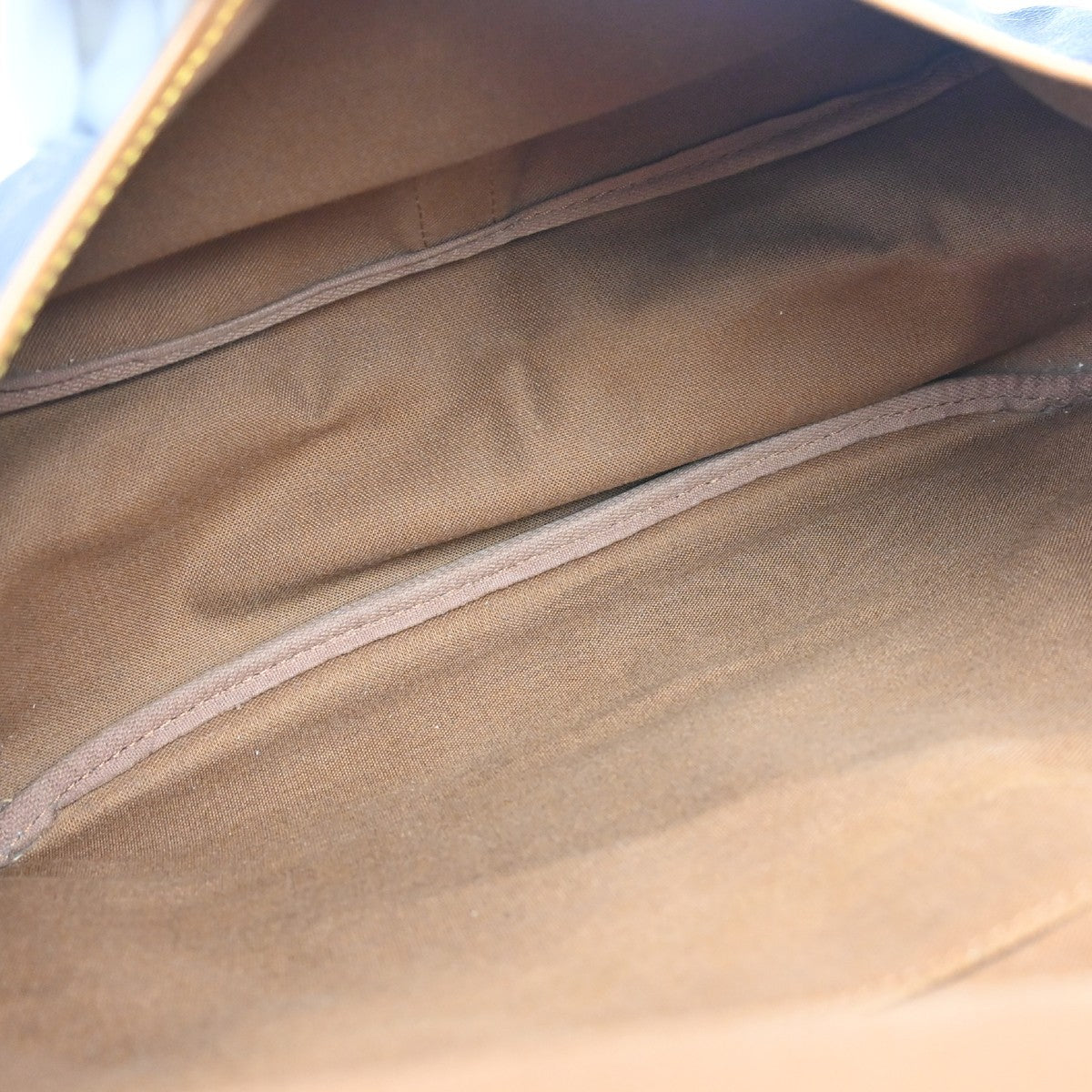 Louis Vuitton Saumur Monogram Brown Canvas Shoulder Bag Bag (Pre-Owned)
