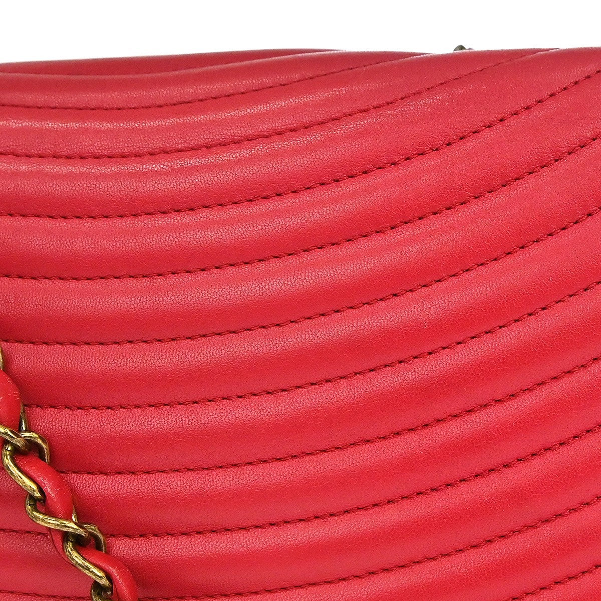 Chanel Surpique Chevron Cc Flap Quilted Lambskin Red Leather Shoulder Bag Bag (Pre-Owned)