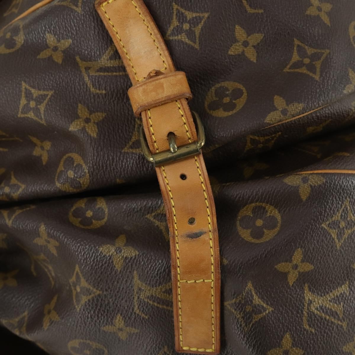 Louis Vuitton Saumur Monogram Canvas Brown Canvas Shoulder Bag Bag (Pre-Owned)