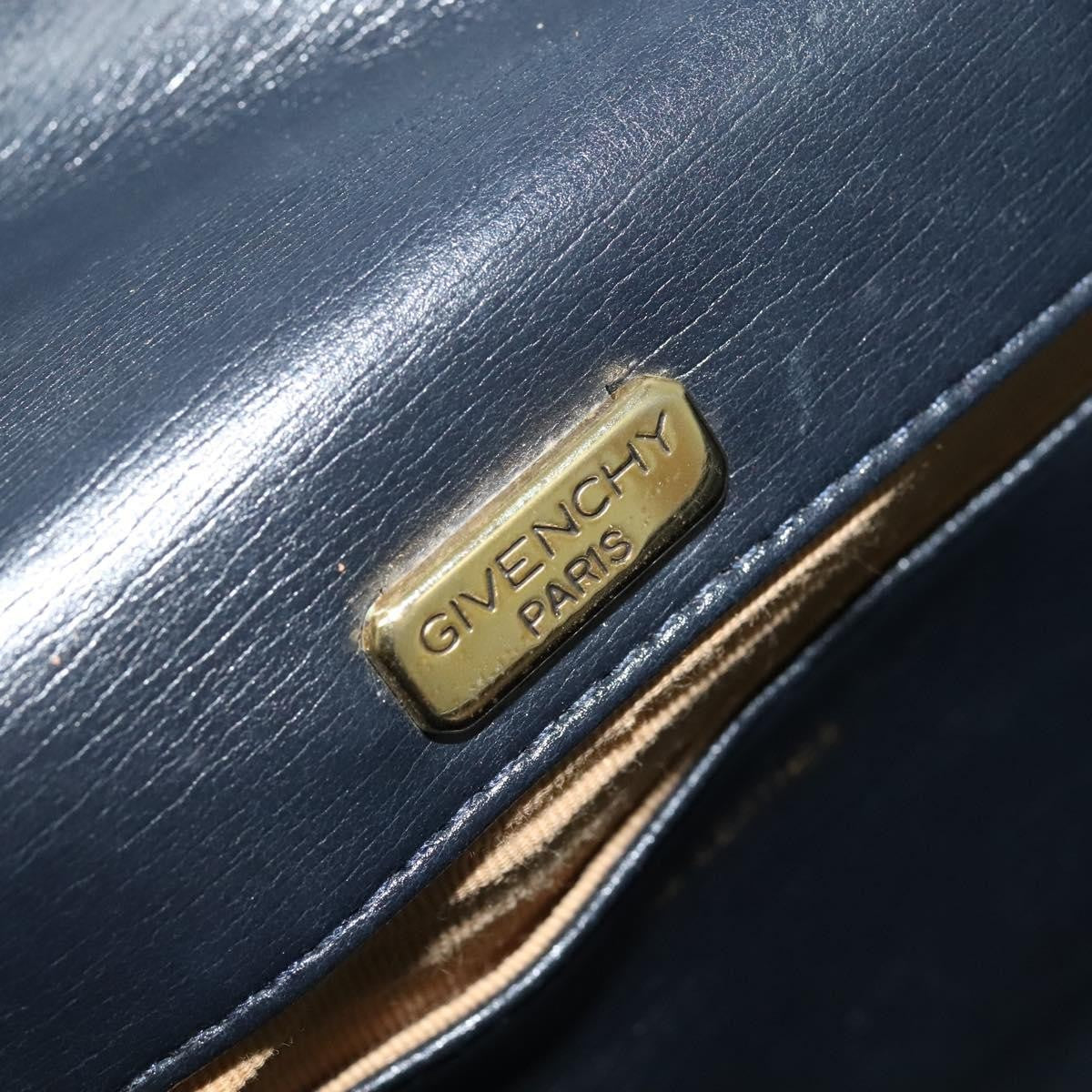 Givenchy Vintage 4G Leather Navy Leather Shoulder Bag Bag (Pre-Owned)