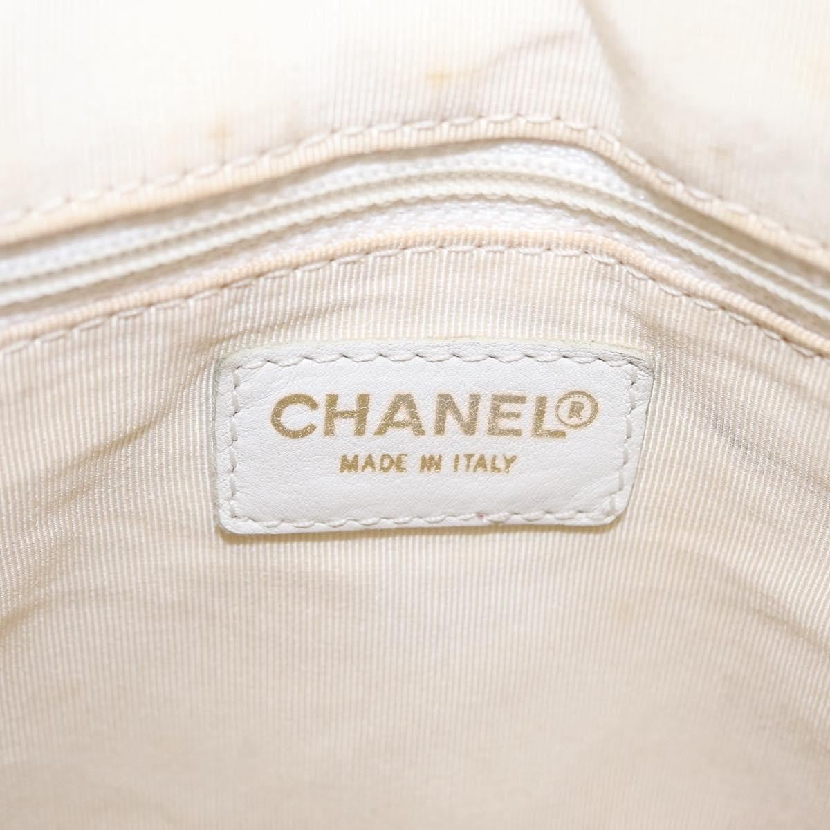 Chanel Vintage Cc Zip Around Bowler Quilted Caviar White Leather Handbag (Pre-Owned)