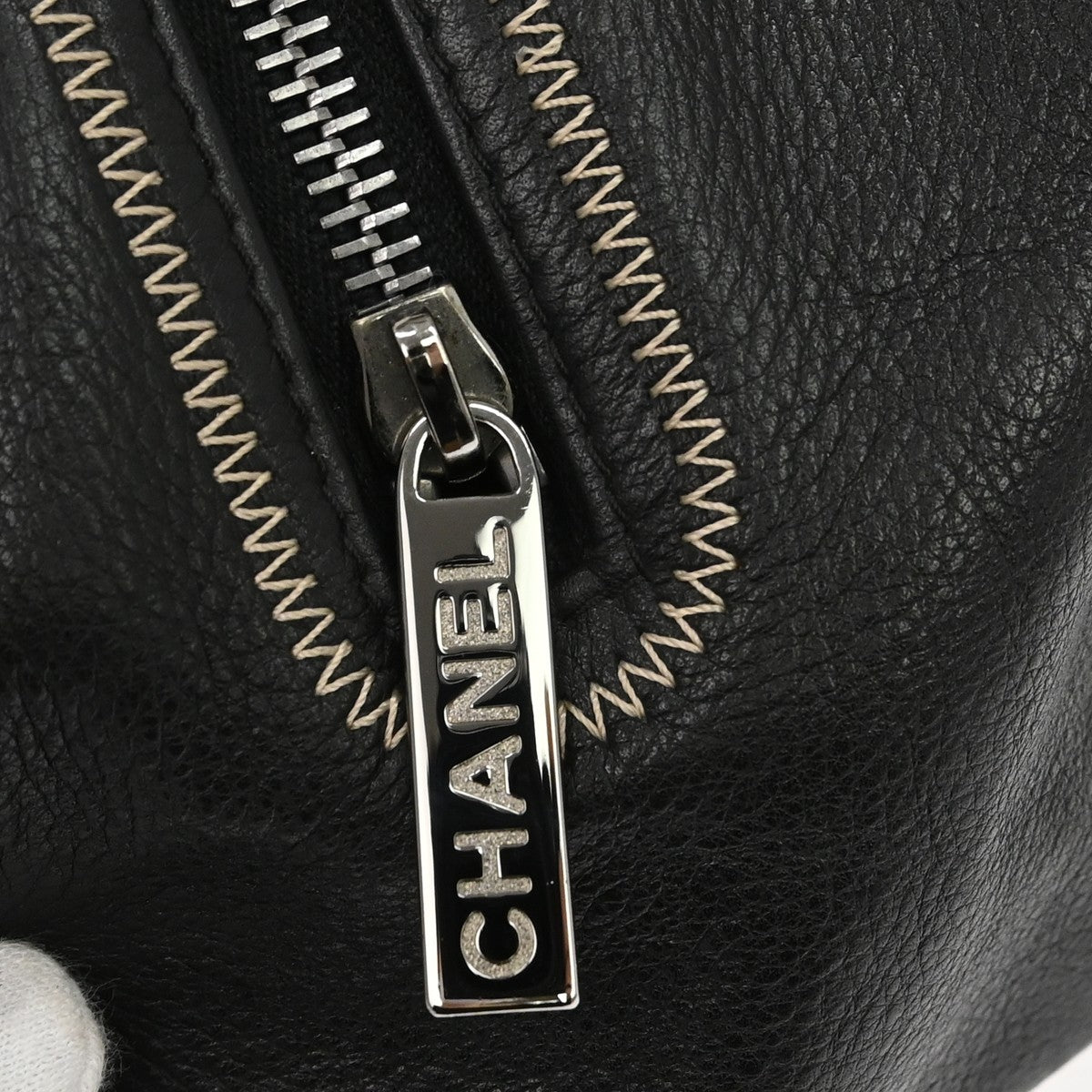 Chanel Vintage Bowler Lambskin Black Leather Handbag (Pre-Owned)