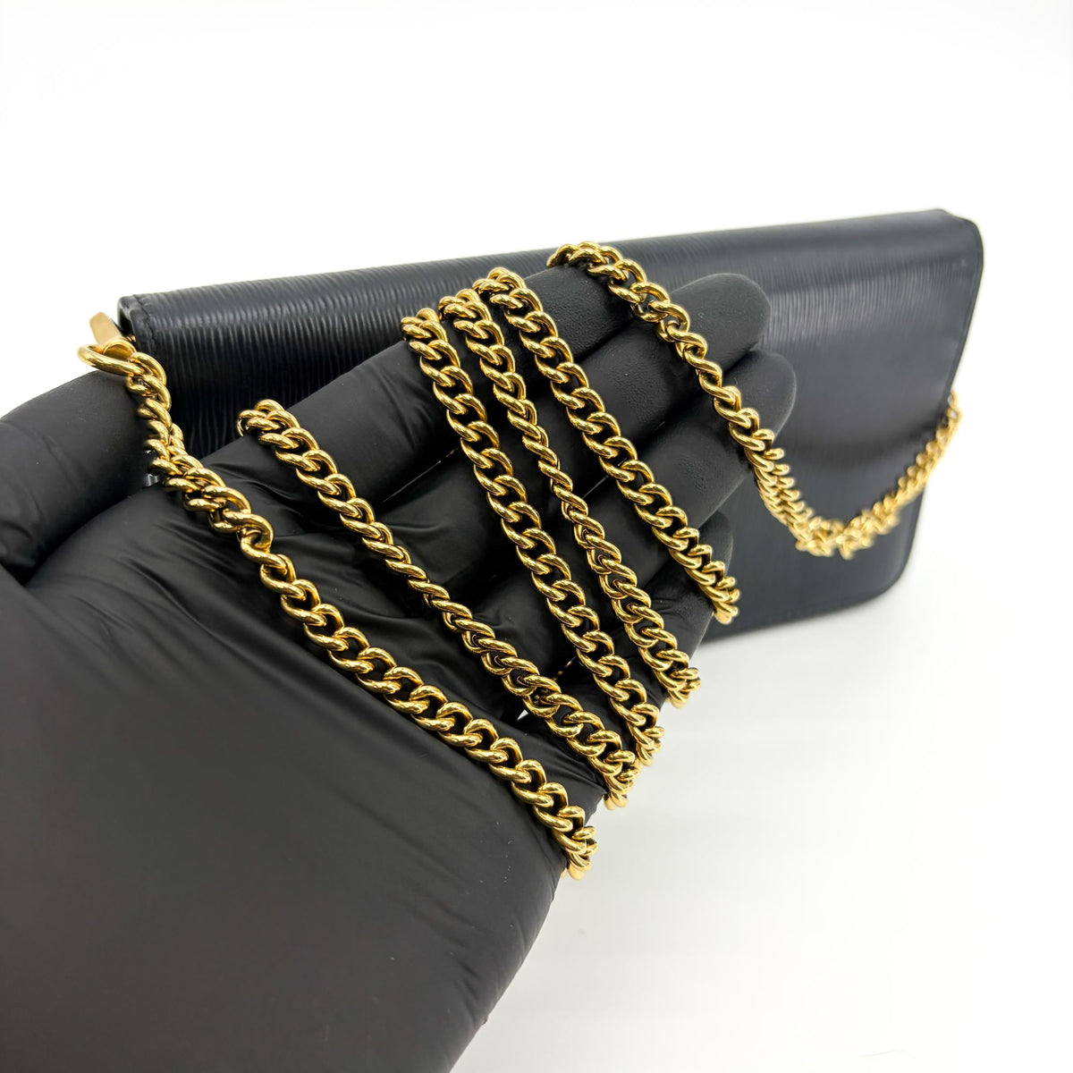Prada Wallet On Chain Saffiano Leather Black Leather Crossbody Bag Bag (Pre-Owned)