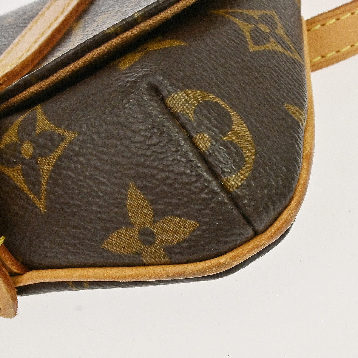 Louis Vuitton Marelle Waist Monogram Canvas Brown Canvas Clutche & Pouche Bag (Pre-Owned)