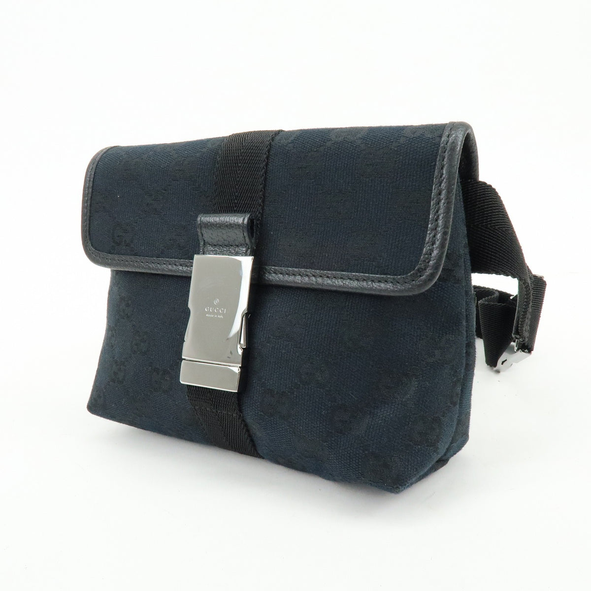 Gucci Buckle Belt Gg Canvas Black Canvas Handbag (Pre-Owned)