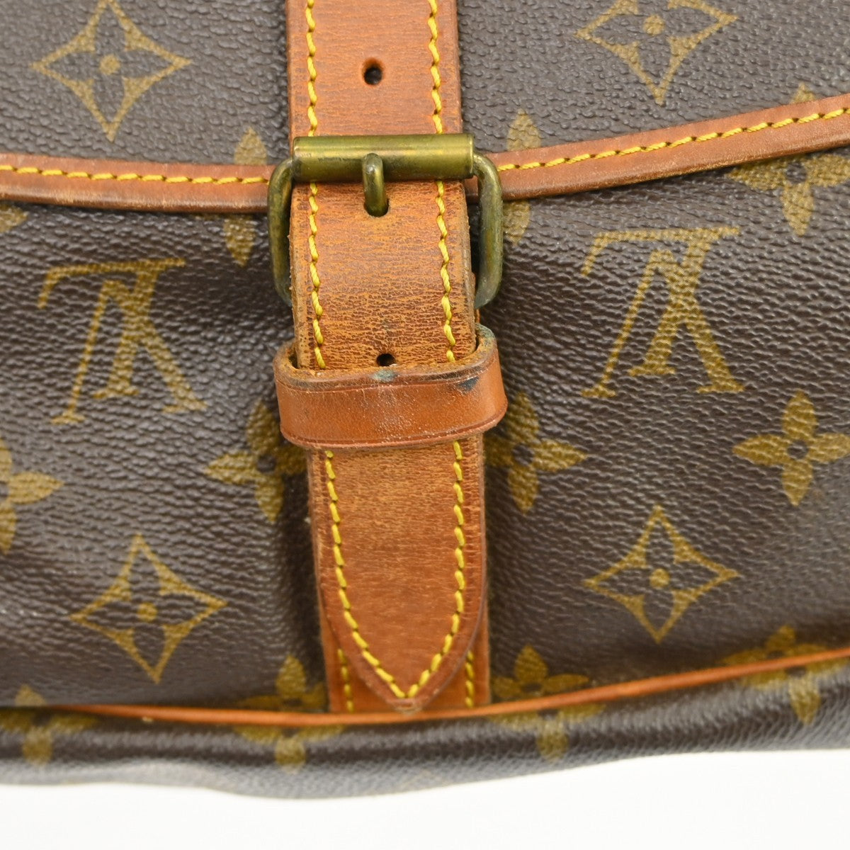 Louis Vuitton Saumur Monogram Canvas Brown Canvas Shoulder Bag Bag (Pre-Owned)