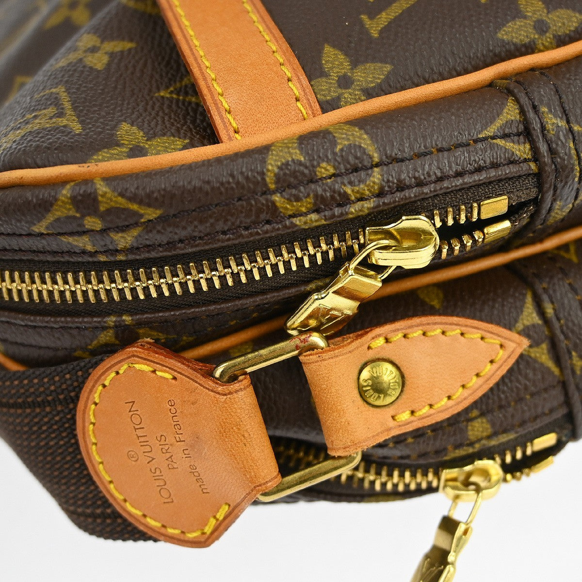 Louis Vuitton Reporter Monogram Brown Canvas Shoulder Bag Bag (Pre-Owned)