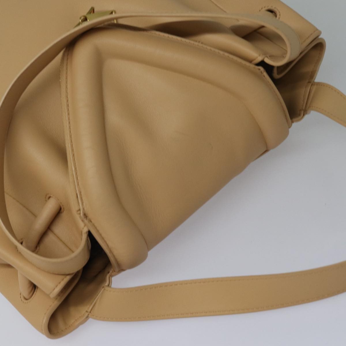 Bottega Veneta Beak Leather Beige Leather Tote Bag Bag (Pre-Owned)