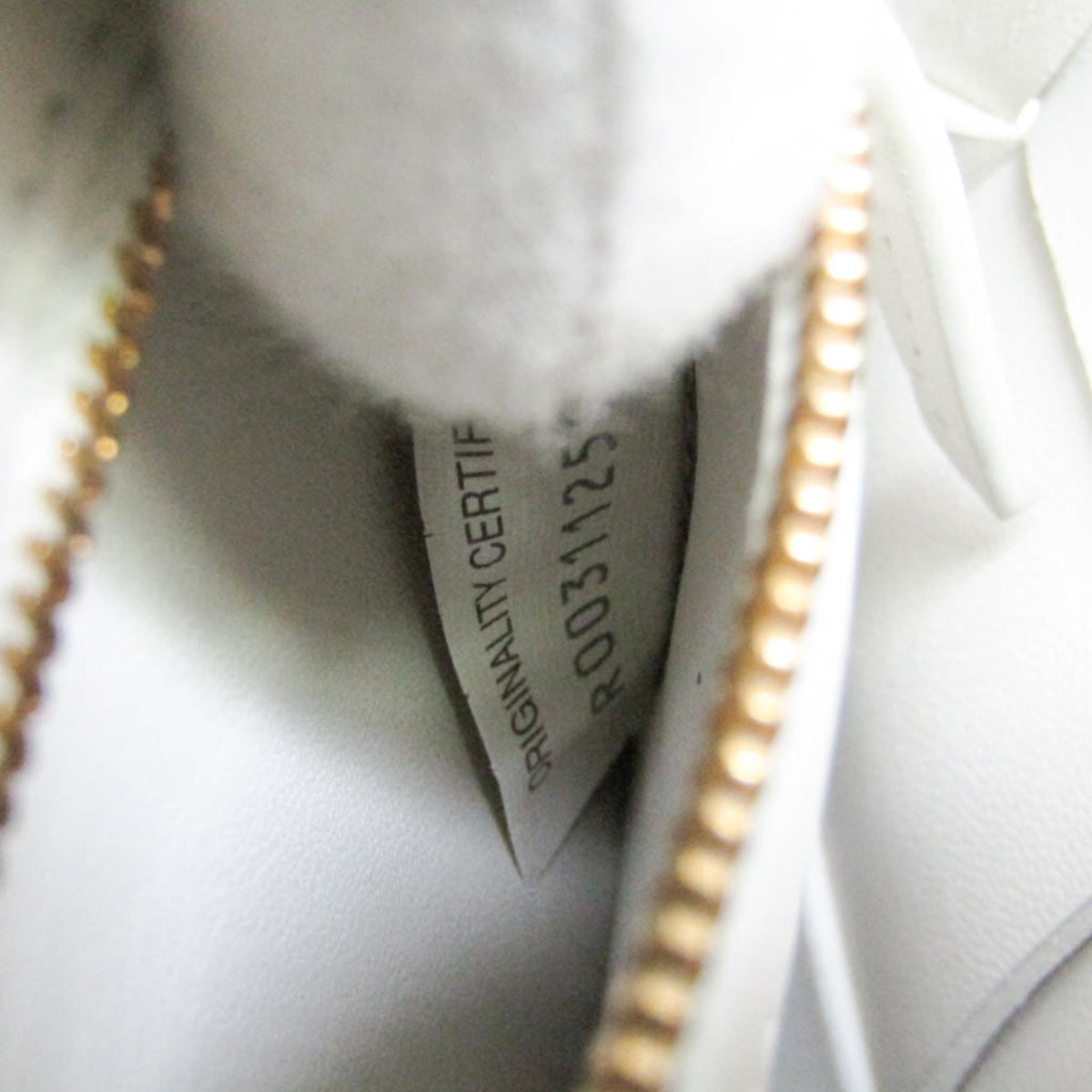 Bottega Veneta Cassette Convertible Maxi Intrecciato Leather White Leather Tote Bag Bag (Pre-Owned)