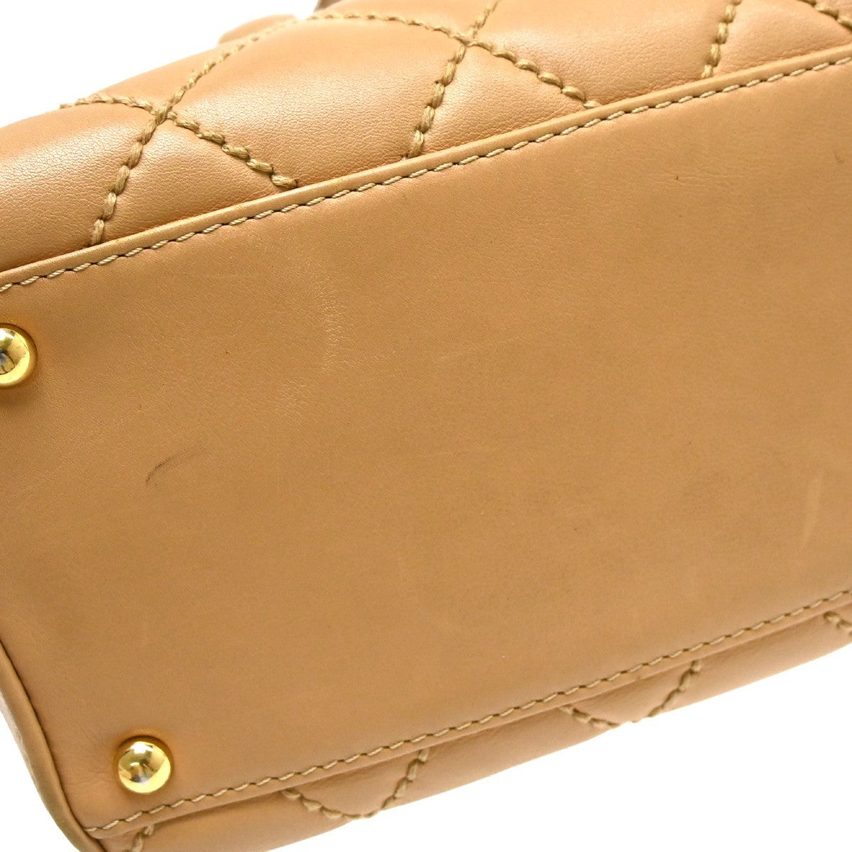 Chanel Surpique Zip Around Satchel Quilted Leather Beige Leather Handbag (Pre-Owned)