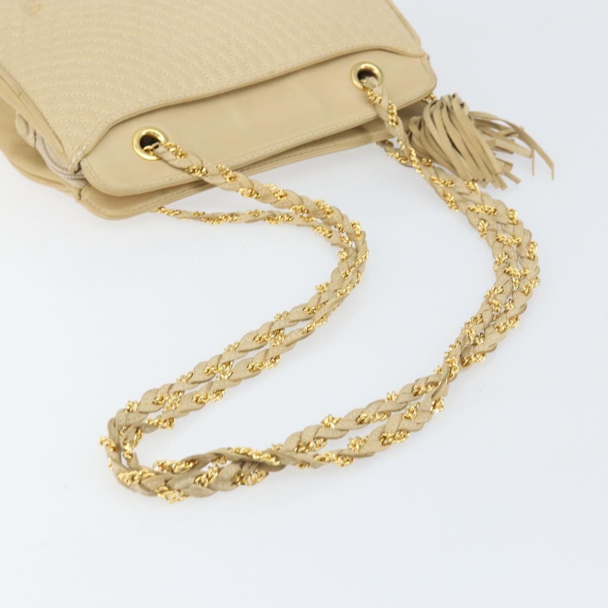 Bally Vintage Chain Quilted Leather Beige Leather Shoulder Bag Bag (Pre-Owned)