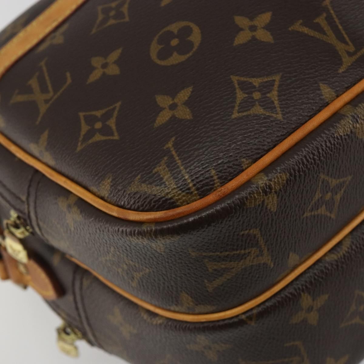 Louis Vuitton Reporter Monogram Canvas Brown Canvas Handbag (Pre-Owned)