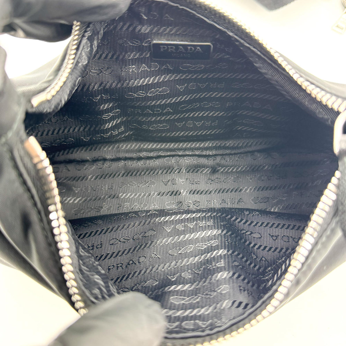 Prada Re-Edition 2005 Hobo Tessuto With Saffiano Leather Black Nylon Shoulder Bag Bag (Pre-Owned)