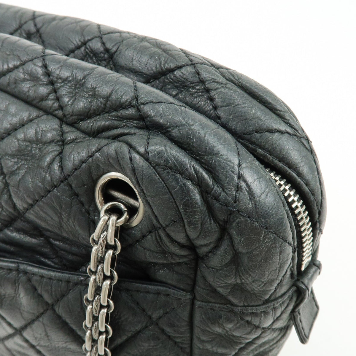 Chanel Shoulder Quilted Leather Black Calfskin Shoulder Bag Bag (Pre-Owned)