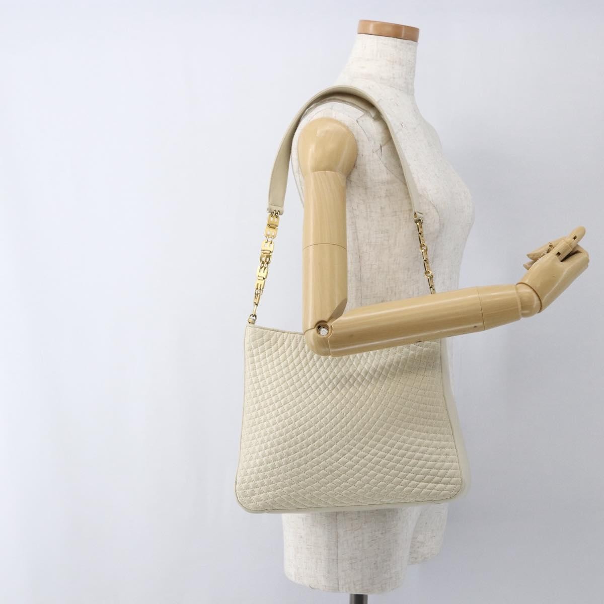 Bally Vintage Quilted Leather Ecru Leather Shoulder Bag Bag (Pre-Owned)
