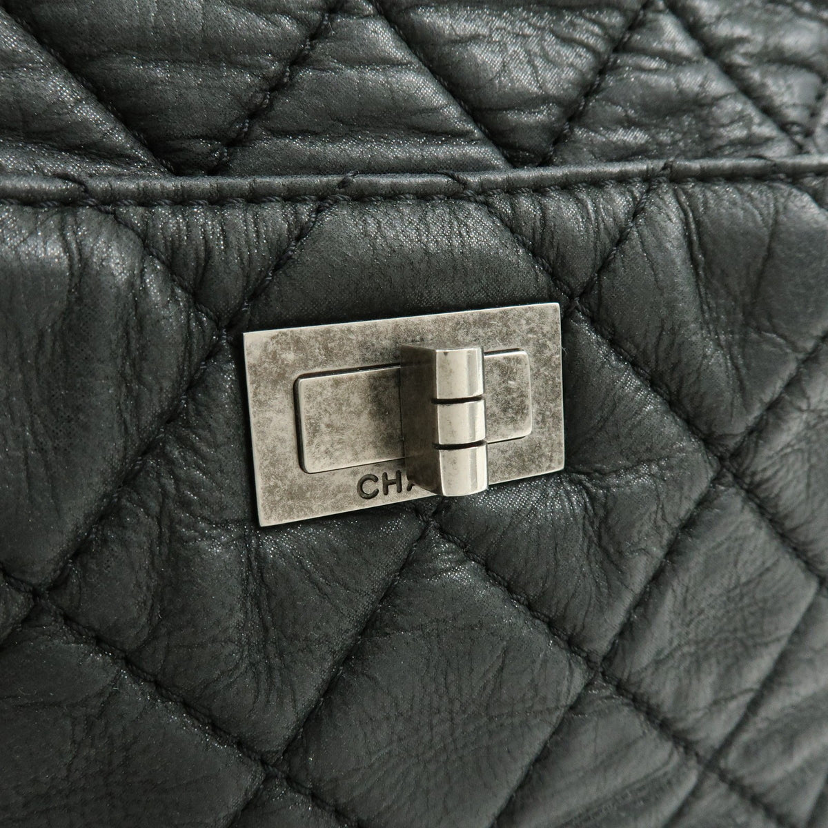 Chanel Shoulder Quilted Leather Black Calfskin Shoulder Bag Bag (Pre-Owned)