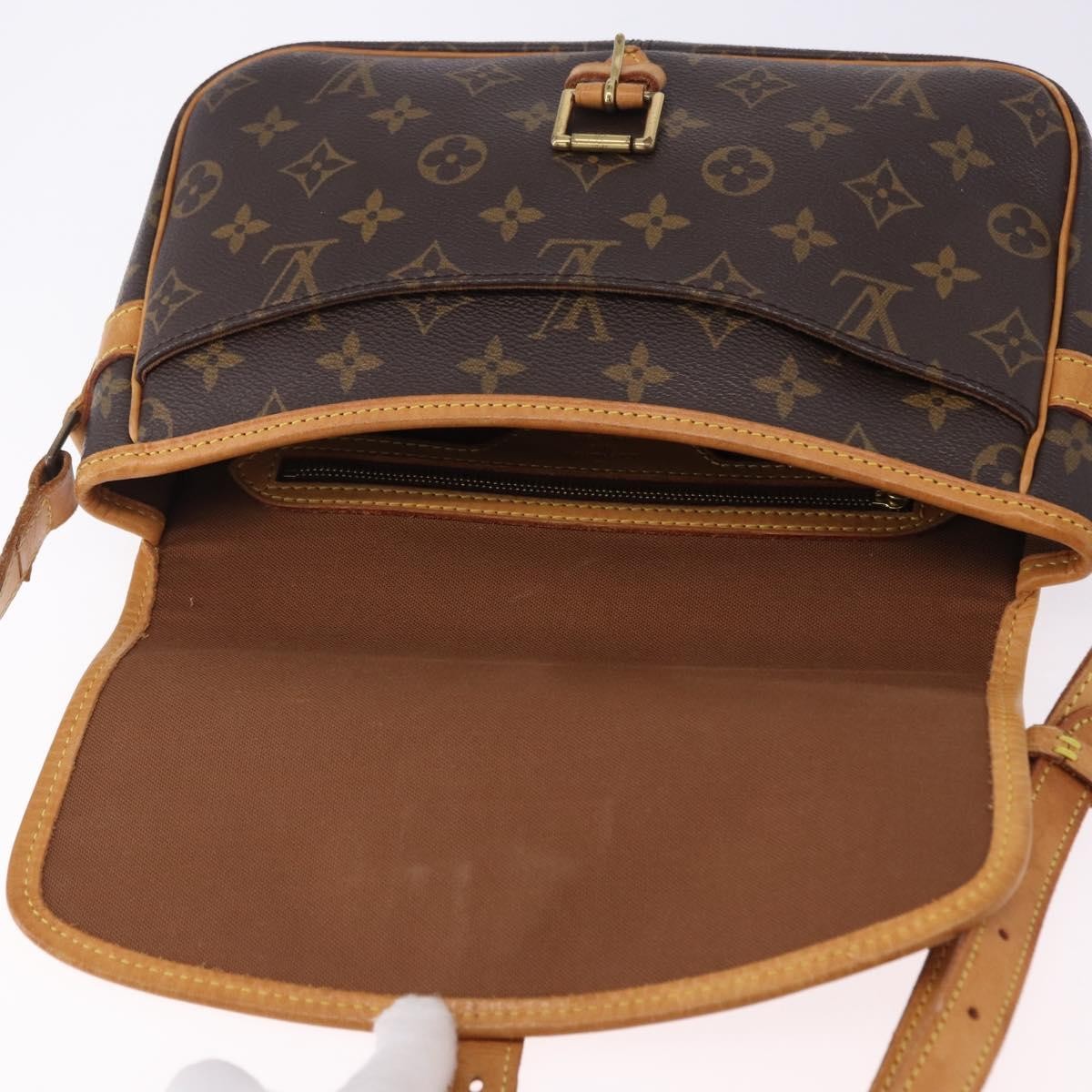 Louis Vuitton Sologne Monogram Brown Canvas Shoulder Bag Bag (Pre-Owned)