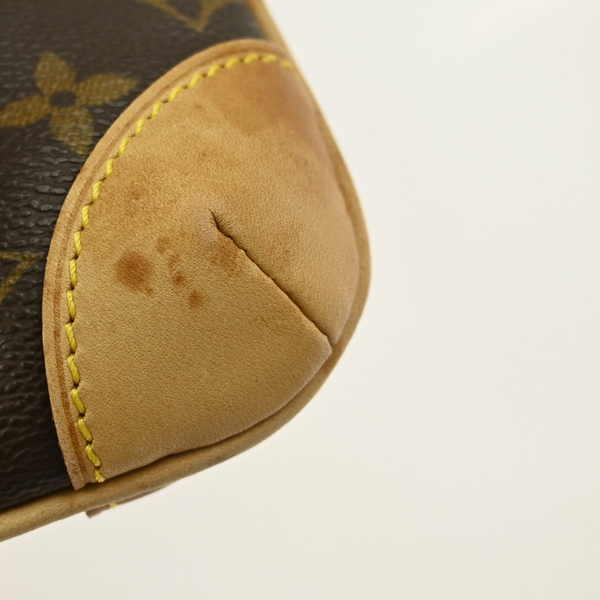 Louis Vuitton Vintage Coussin Monogram Canvas Brown Canvas Shoulder Bag Bag (Pre-Owned)
