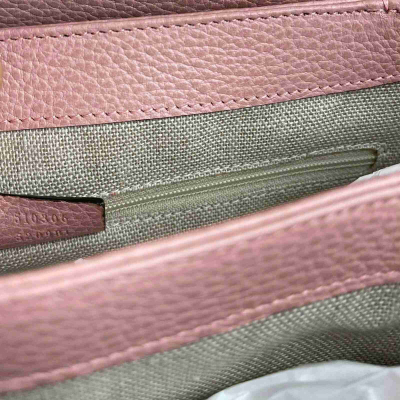 Gucci Powder Pink Leather Large Interlocking G Crossbody Chain Bag