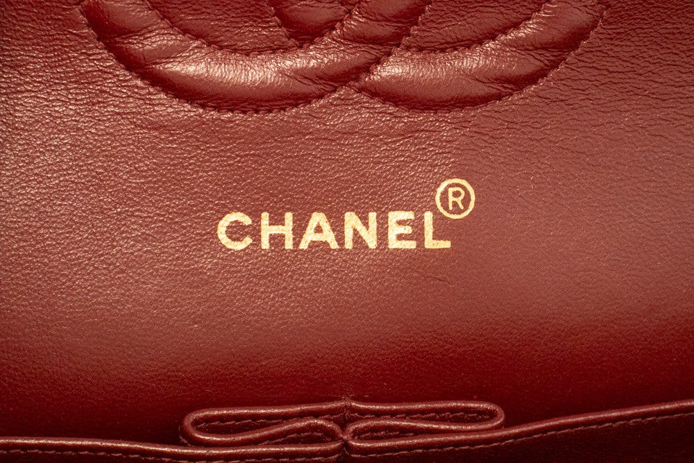 Chanel Classic Flap Lambskin Black Leather Crossbody Bag Bag (Pre-Owned)