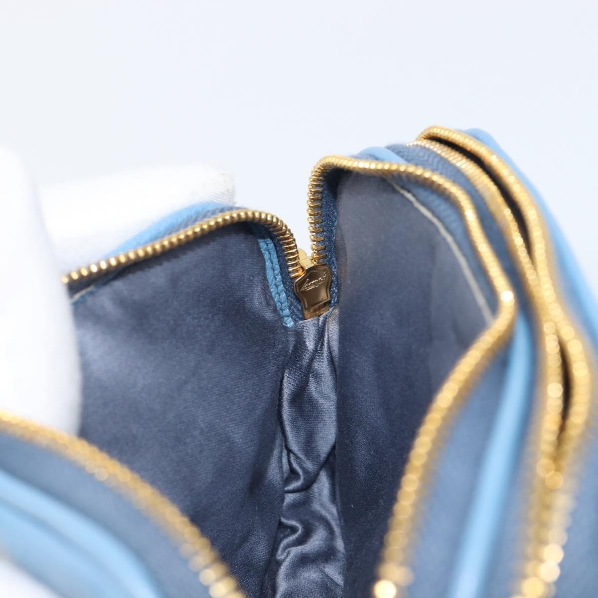 Miu Miu Double Zip Pochette Leather Blue Leather Clutche & Pouche Bag (Pre-Owned)