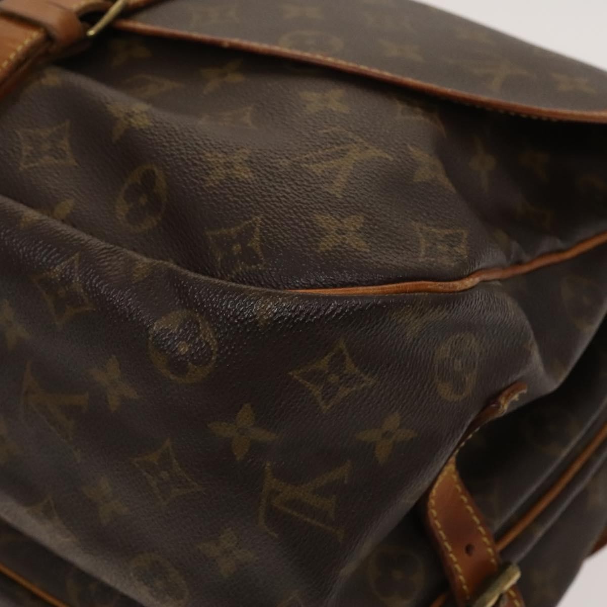 Louis Vuitton Saumur Monogram Canvas Brown Canvas Shoulder Bag Bag (Pre-Owned)
