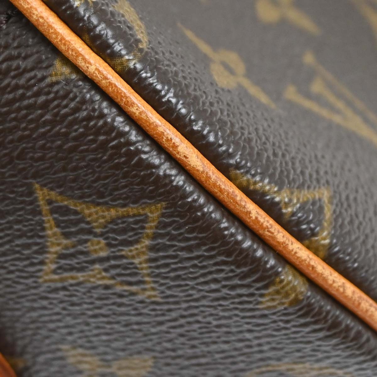 Louis Vuitton Blois Monogram Canvas Brown Canvas Shoulder Bag Bag (Pre-Owned)
