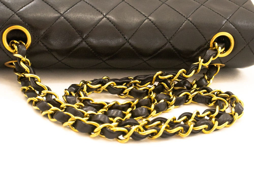 Chanel Vintage Classic Double Flap Quilted Lambskin Black Leather Shoulder Bag Bag (Pre-Owned)