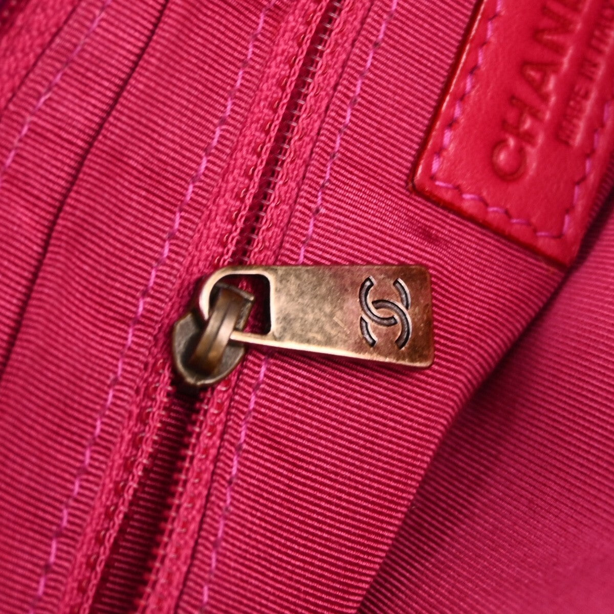 Chanel Vintage Cc Chain Rabbit Fur Pink Fur Shoulder Bag Bag (Pre-Owned)