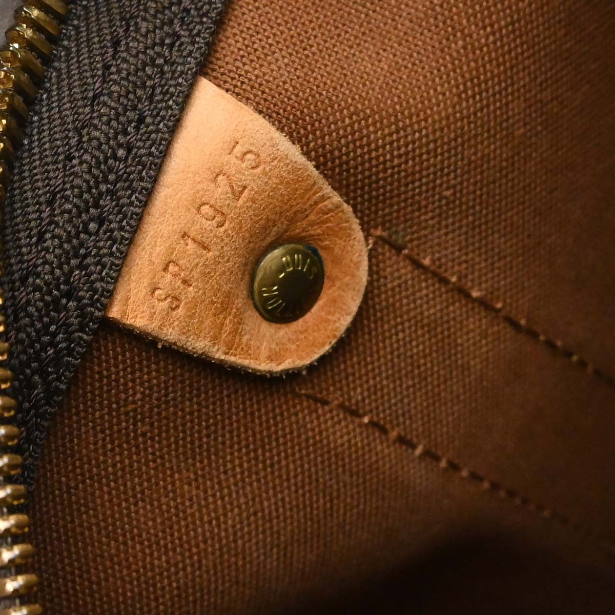Louis Vuitton Keepall Monogram Canvas Brown Canvas Travel Bag Bag (Pre-Owned)