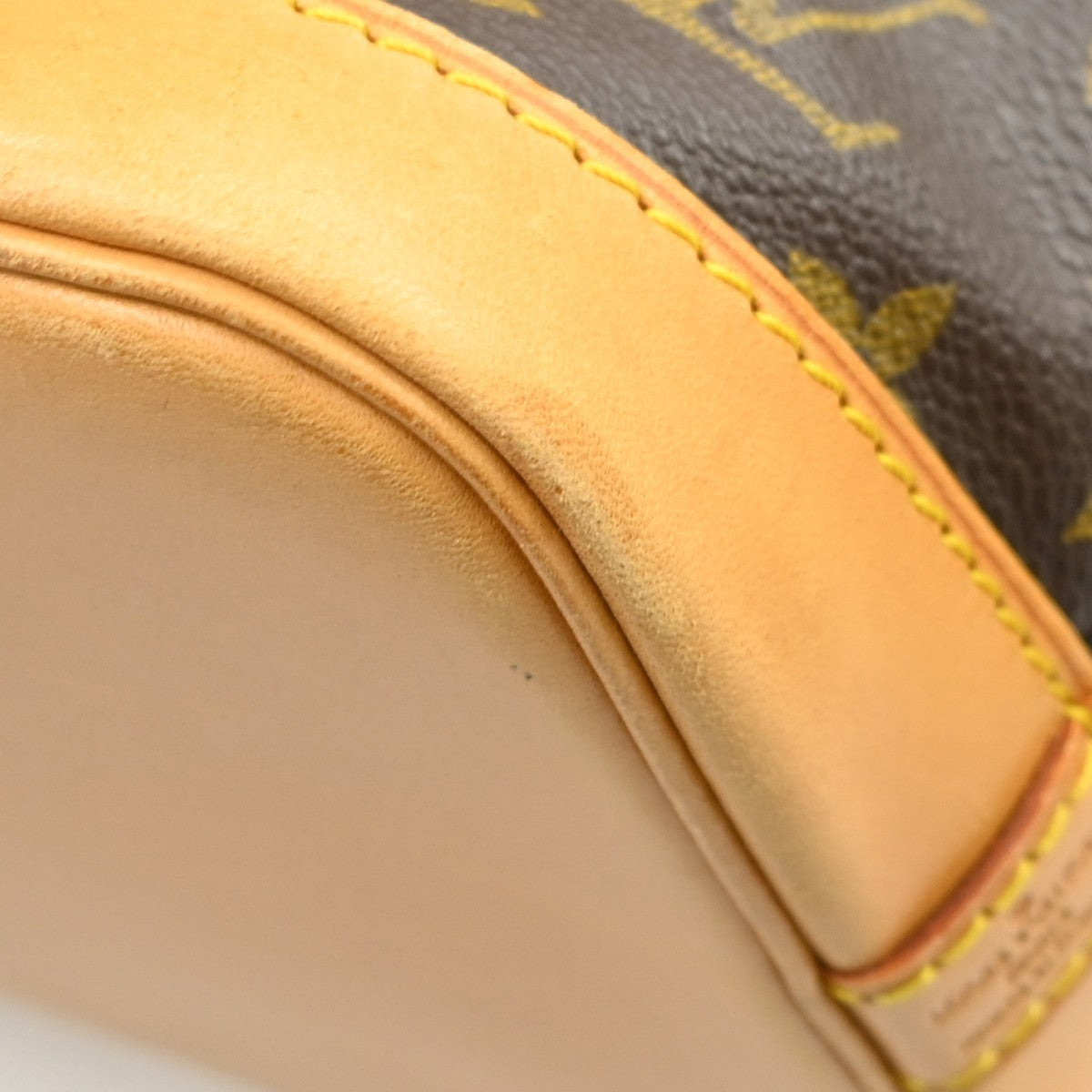 Louis Vuitton Alma Monogram Brown Canvas Handbag (Pre-Owned)