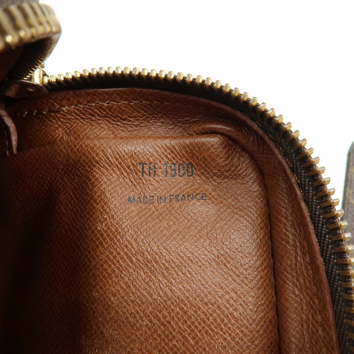 Louis Vuitton Amazone Monogram Canvas Brown Canvas Handbag (Pre-Owned)
