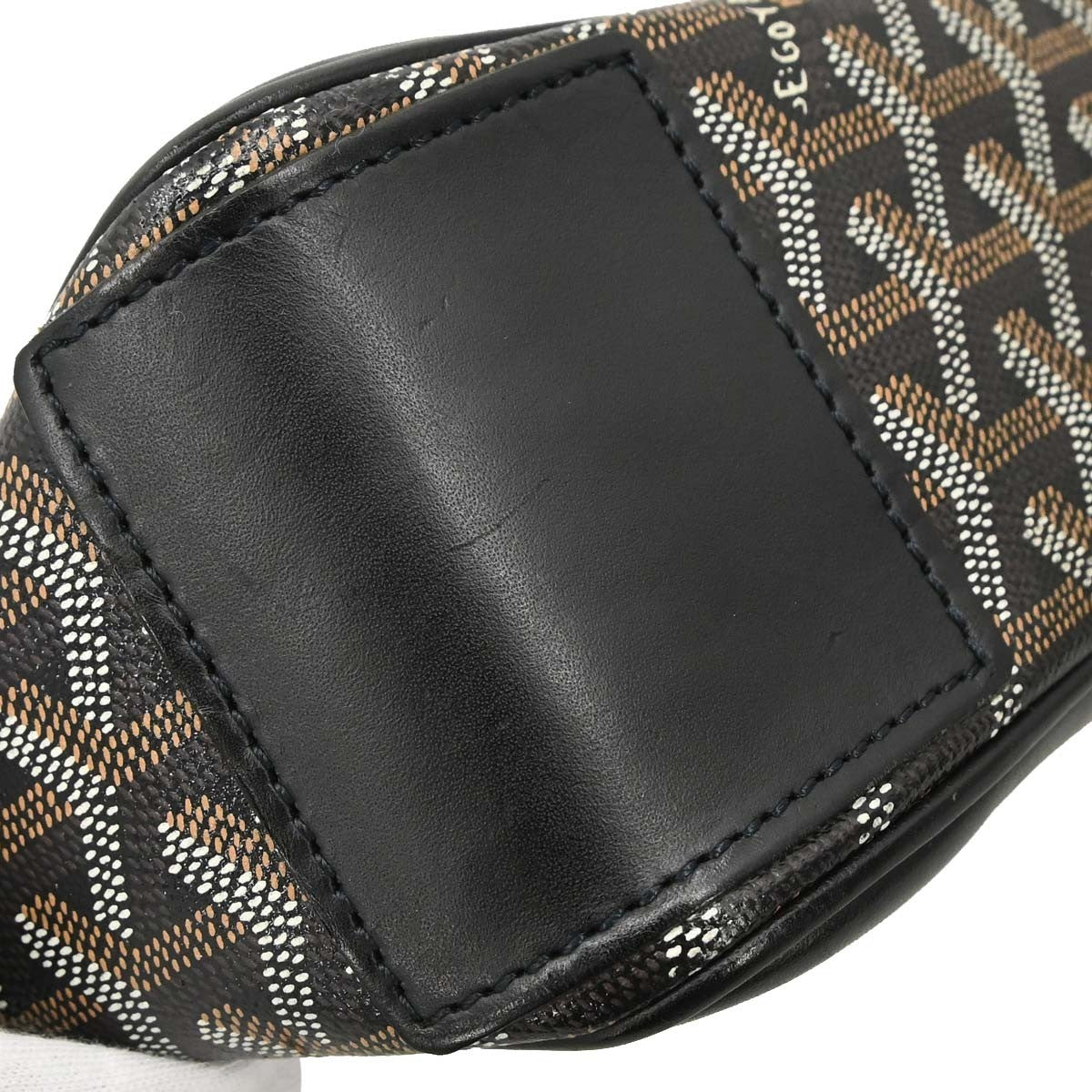 Goyard Grand Bleu Messenger Coated Canvas Black Canvas Handbag (Pre-Owned)