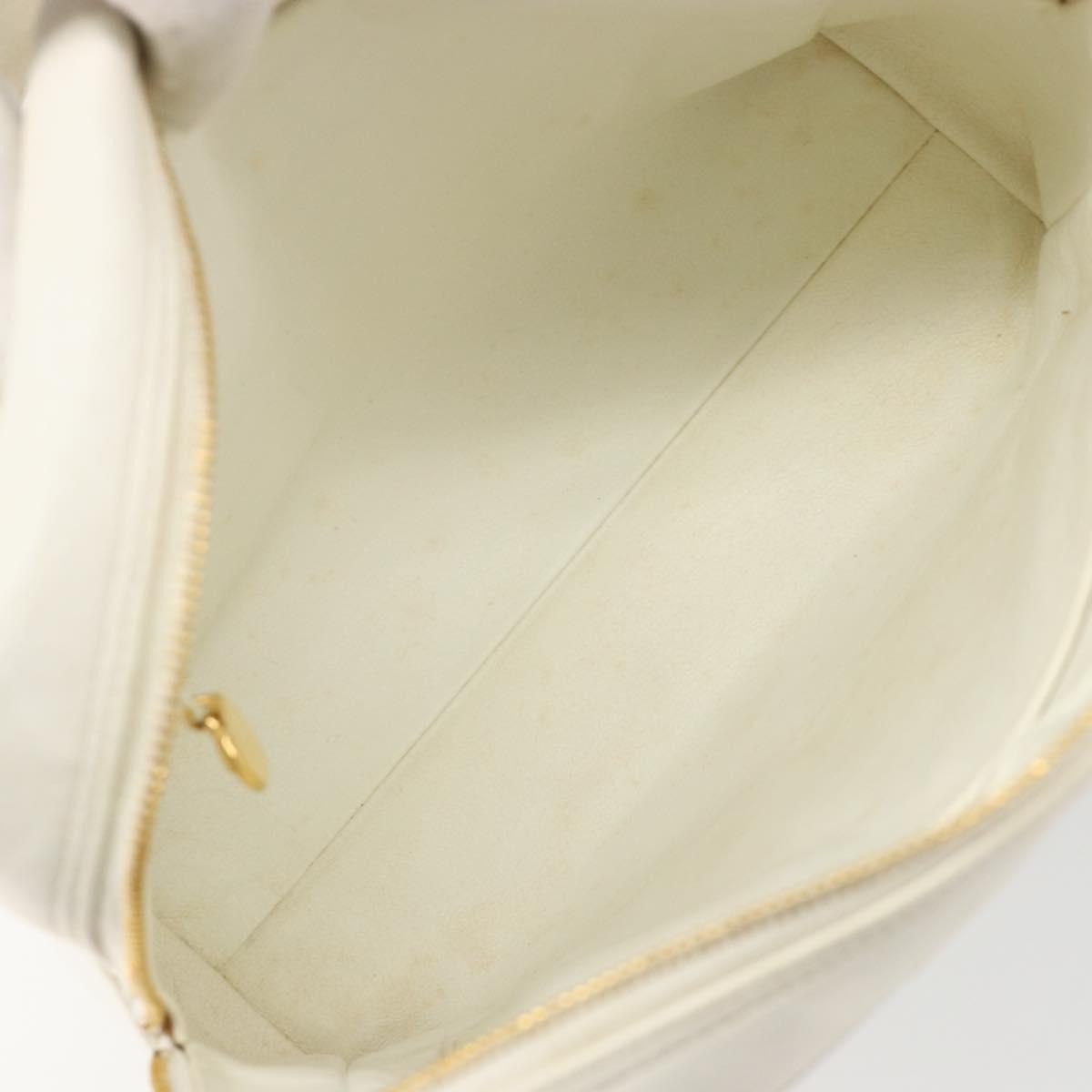 Chanel Cc Handbag Leather White Leather Handbag (Pre-Owned)