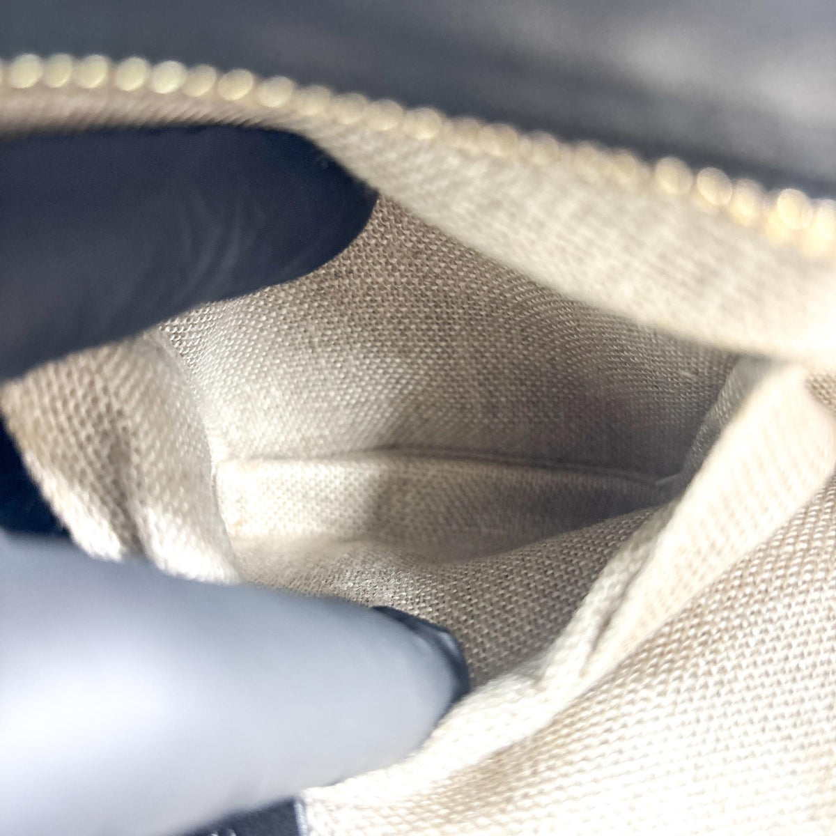 Gucci Bree Microguccissima Leather Black Leather Tote Bag Bag (Pre-Owned)