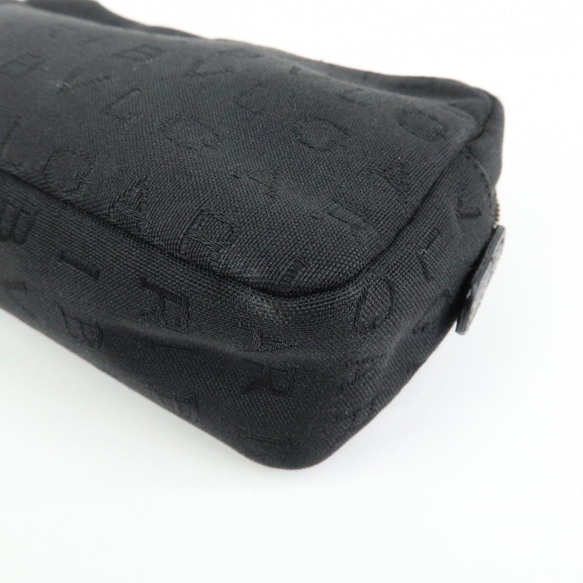 Bvlgari Pouch Canvas Black Canvas Clutche & Pouche Bag (Pre-Owned)