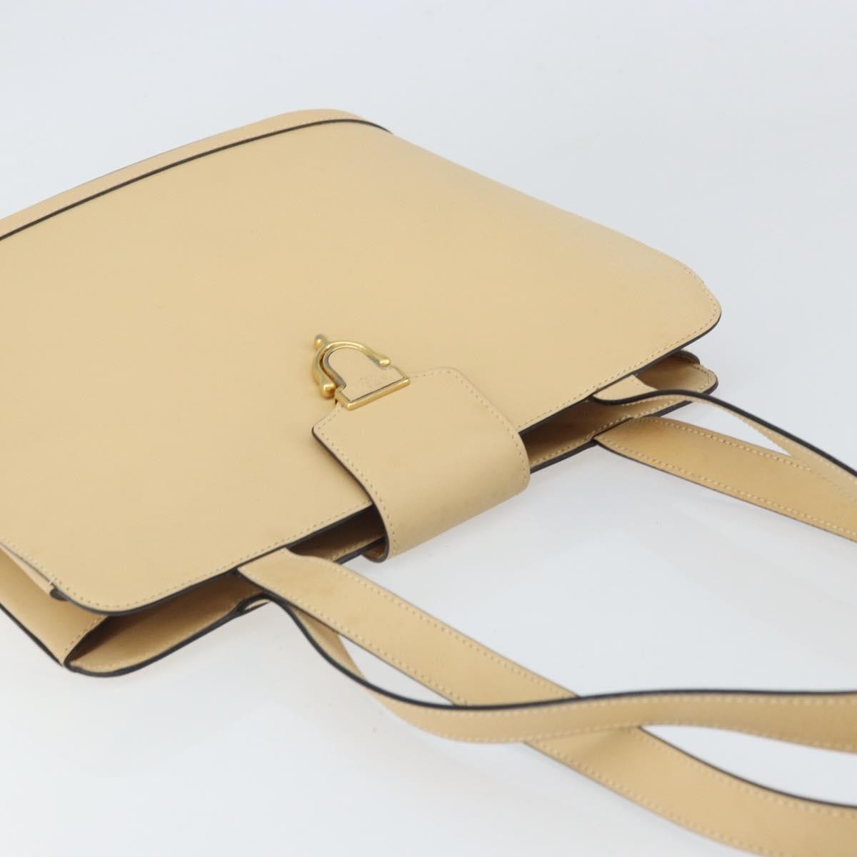 Celine Vintage Leather Beige Leather Shoulder Bag Bag (Pre-Owned)