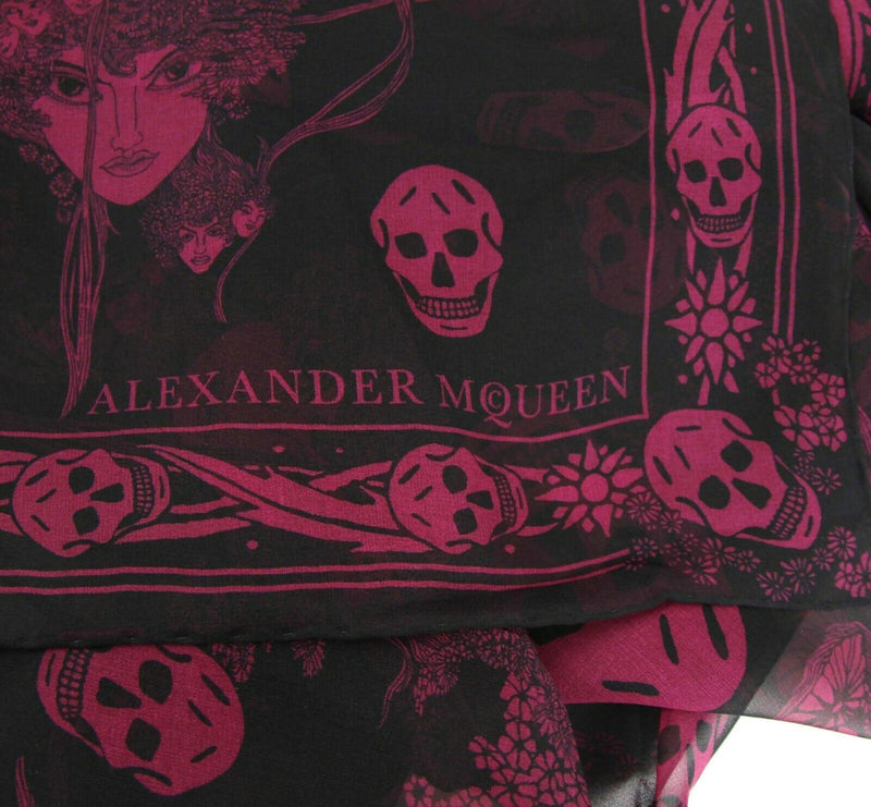 Alexander McQueen Women's Black / Light Purple Multiskull Print Silk Scarf 528571 1071