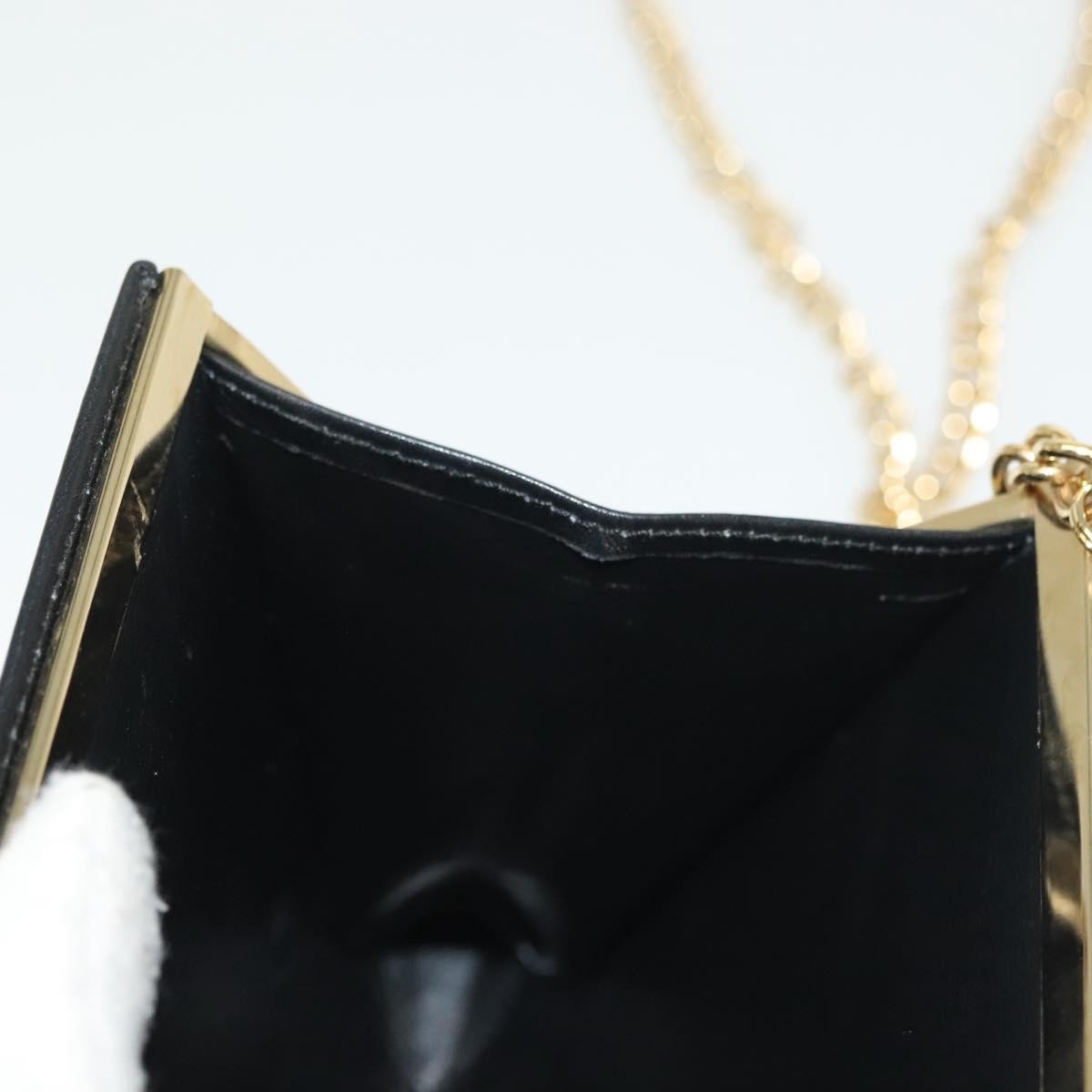 Salvatore Ferragamo Vala Leather Black Leather Shoulder Bag Bag (Pre-Owned)