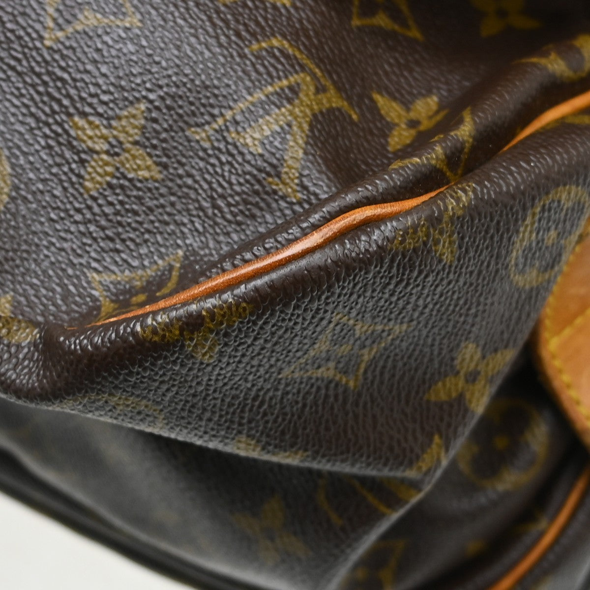 Louis Vuitton Saumur Monogram Canvas Brown Canvas Shoulder Bag Bag (Pre-Owned)