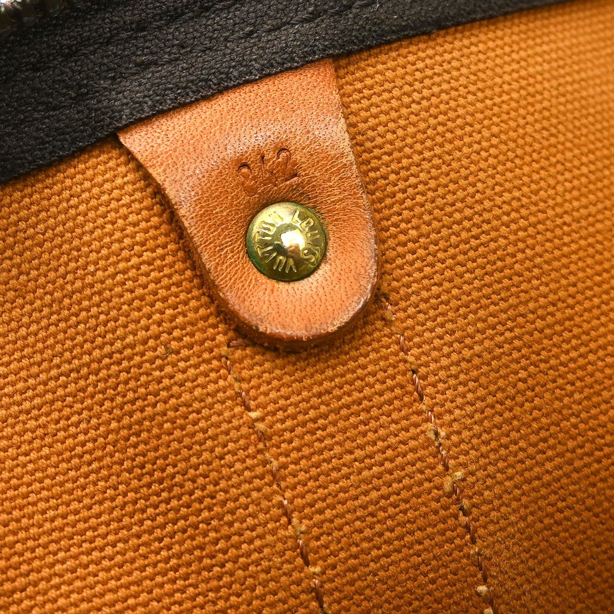 Louis Vuitton Keepall Monogram Canvas Brown Canvas Travel Bag Bag (Pre-Owned)
