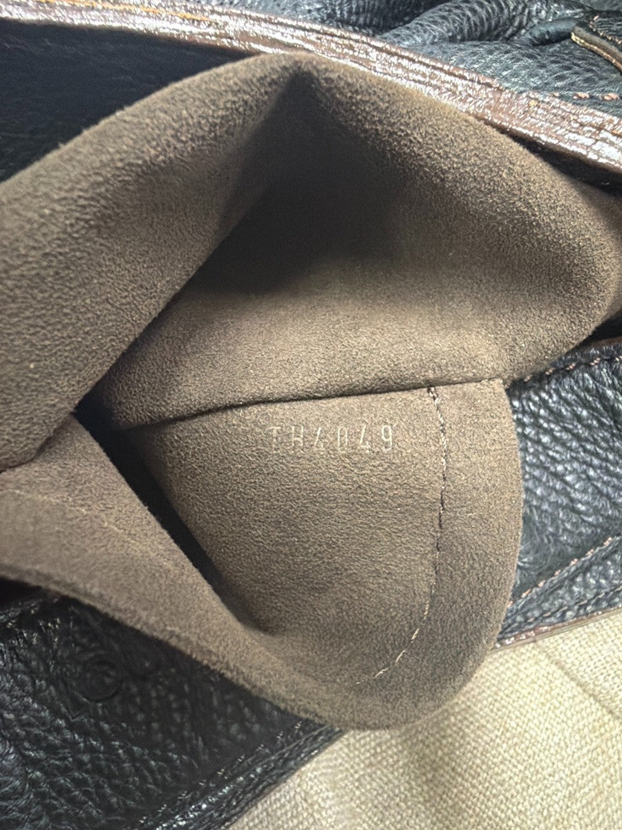 Louis Vuitton Solar Mahina Leather Black Leather Handbag (Pre-Owned)