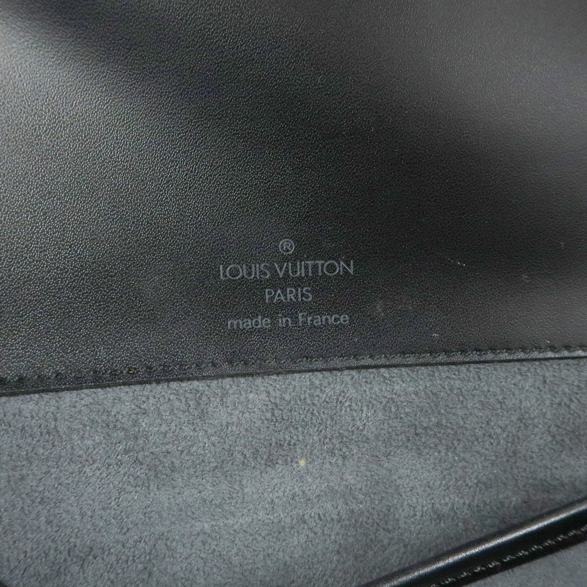 Louis Vuitton Nocturne Epi Leather Black Leather Shoulder Bag Bag (Pre-Owned)