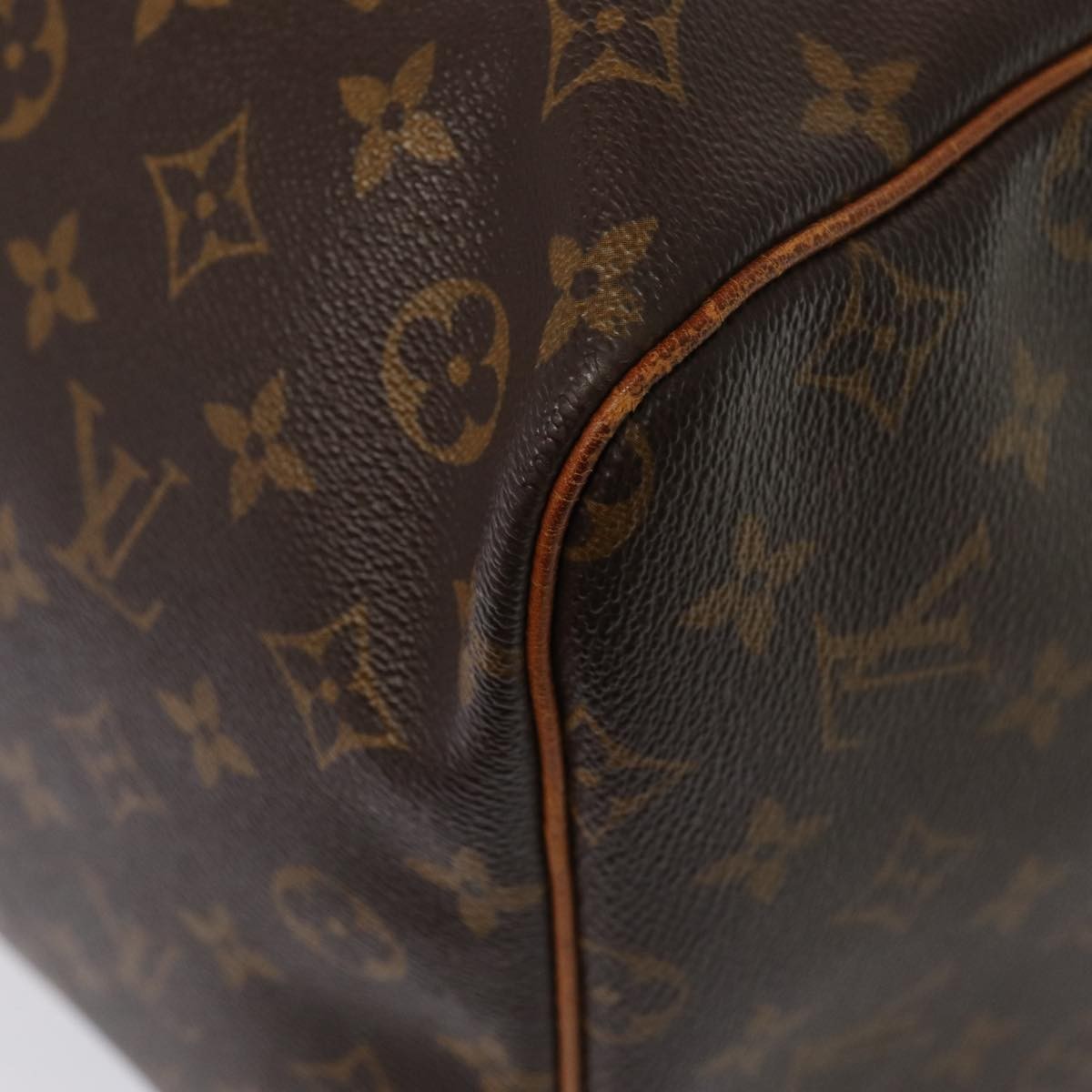 Louis Vuitton Keepall Monogram Canvas Brown Canvas Travel Bag Bag (Pre-Owned)