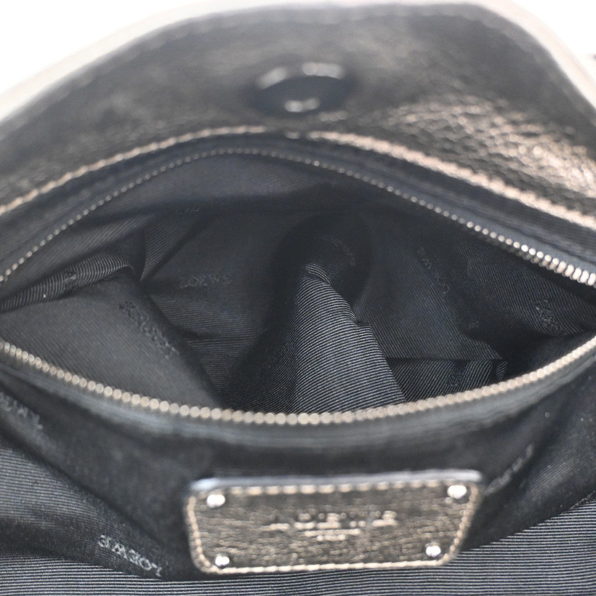 Loewe Anagram Logo Nappa Aire Hand Leather Gray Leather Handbag (Pre-Owned)