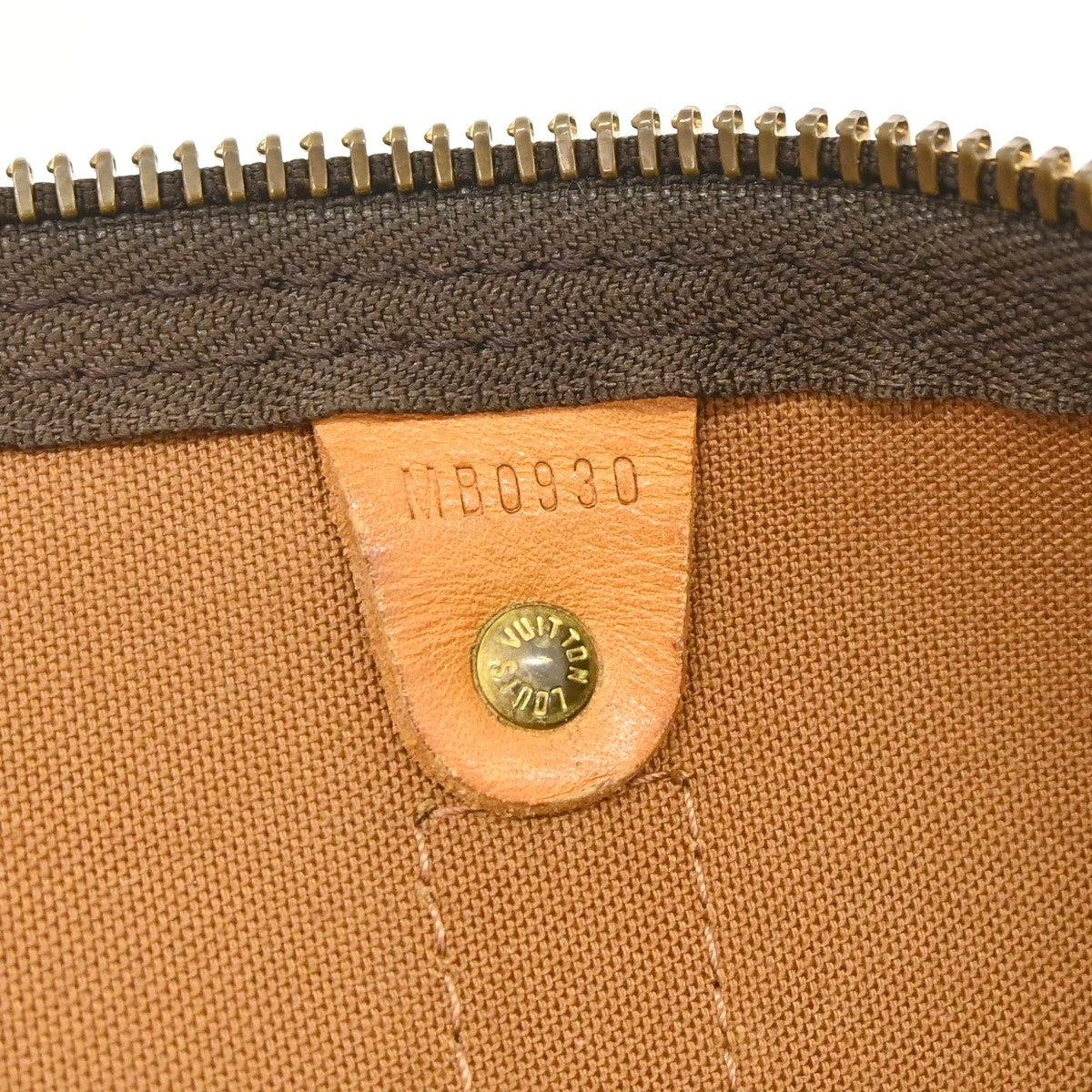 Louis Vuitton Keepall Monogram Canvas Brown Canvas Travel Bag Bag (Pre-Owned)