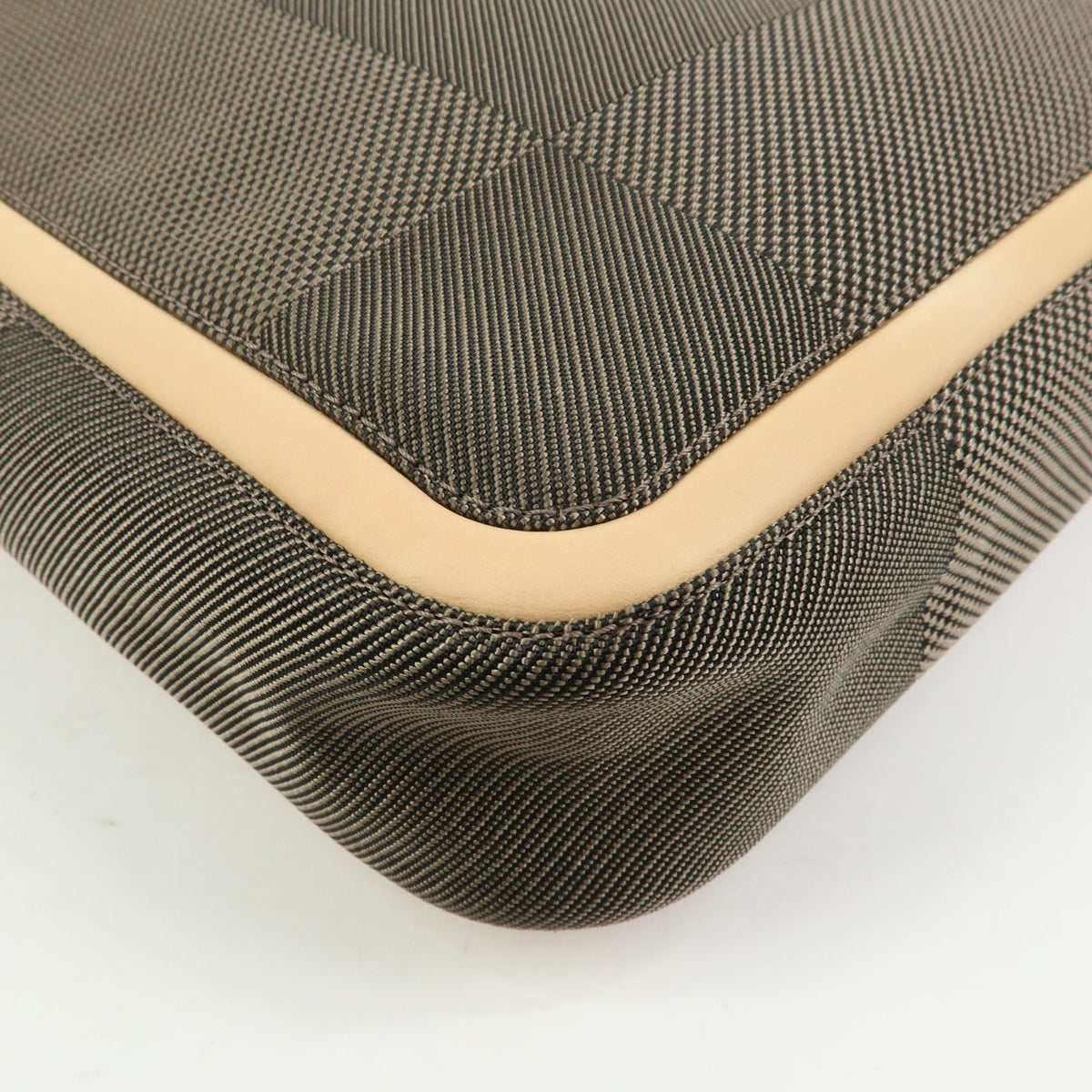 Louis Vuitton Compagnon Messenger Damier Geant Canvas Brown Canvas Handbag (Pre-Owned)